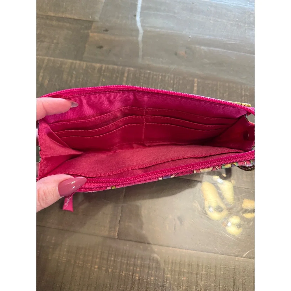 Vera Bradley Pink Swirls Quilted Cotton Wristlet Wallet Zip Around Pouch - Picture 3 of 4